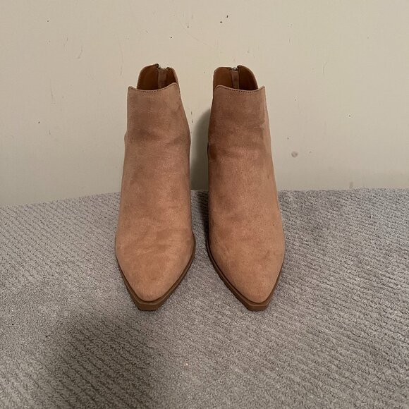 Ankle Boots - Picture 1 of 5